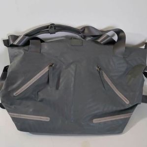 Nike formflux waterproof gym tote bag